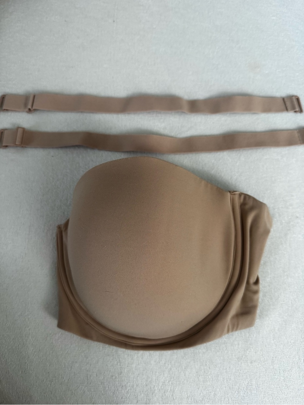 SKIMS Seamless Light Nude Bra 36DDDD
